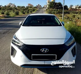  5 هيونداي ايونيك 2018 بحالة ممتازة للبيع كاش