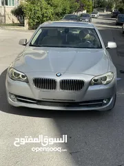 1 بي ام دبليو 520i  لون فضي  توين تيربو انجكشن