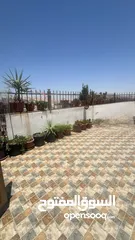  13 منزل للبيع