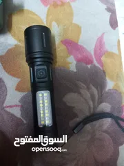  1 متوفر لدينا كشافات يدويه مناسبه وقويه وعليها عرض كشافات قويه يوجد قاعده يو اس بي شحنها ويشمل زائد شا