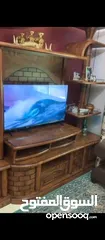 1 طقم كنبايات و بوفيه بحاله ممتازه للبيع