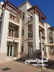  12 Top Floor 2 Bedrooms, Muscat Hills  شقة غرفتين للتملك الحر مسقط هيلز