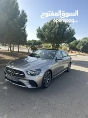  3 Mercedes-Benz E200 AMG
