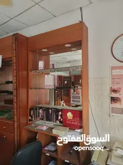  5 ديكور محل خشب بلوط يصلح للصيدلية و لمحل بصريات ومحل عطور ومحل خلويات
