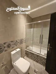  6 للايجار السنوي فقط شقة مودرن مع تراس modern apartment with terrace