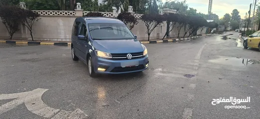  14 كادي 2018-غرفة مبطنة -ركاب (6+1)ماتور 2000 ديزل ماشي 110الف كليو فحص الف دفعة 50الف كاش والباقي شيكت