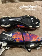  2 Cr7 fire soccer shoes