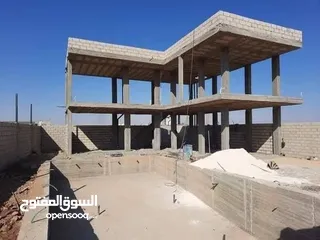  23 ترميم وإنشاء المسابح