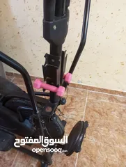 16 جهاز كروس و بسكليت رياضي بنفس الوقت امريكي شركة World Fitness النوع المستخدم الاندية الرياضية
