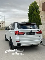  4 BMW X5 30d M