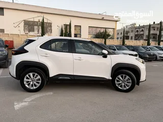  5 تويوتا ياريس كروس ترخيص 2022 محرك 1500 هايبرد جير أوتوماتيك 172 حصان