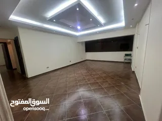  1 شقة  للايجار بمكان مميز علي كورنيش المعادي
