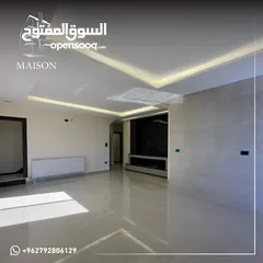 17 ثالث مع روف بتشطيب مميز واطلاله في ضاحية الرشيد