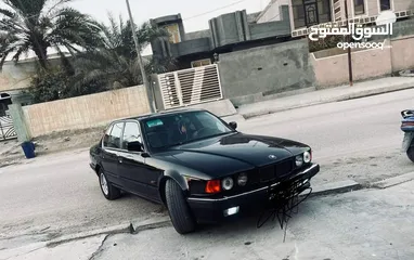  1 BMW  1993 740