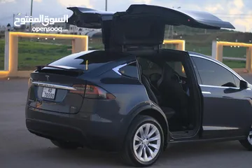  9 Tesla MODEL X 75D 2018 4*4 بحالة الوكاله بسعر مغررررري