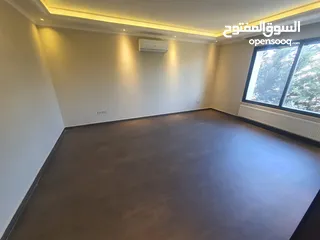  5 شقة فارغة للإيجار في خلدا  ref : 14349