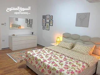  14 فيلا مفروشة للإيجار 1400م2 ( Property 38610 )-175034702