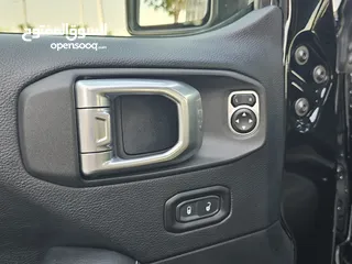  12 JEEP WRANGLER SAHRA GCC WITH WARRANTY 2018 FULL OPTION V6