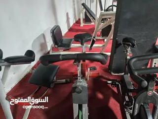  21 نادي رياضة كامل لياقة بدنيه