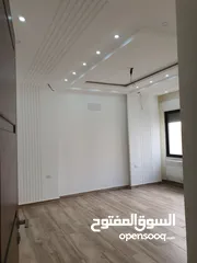  14 شقه للايجار ام اذينه قرب فندق four seasons تشطيب مميز 3 نوم من المالك مباشره