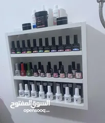  6 رف خشب شاشه ومطبخ وحمام وديكور حائط وستاند مكياج وجلاتين وغيره