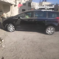  2 بيجو 5008 2011 يد اولى