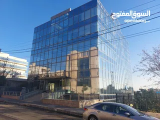  13 مكاتب للإيجار بمسحات مختلفة
