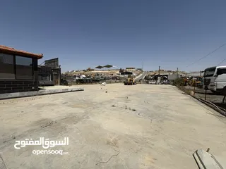  2 معرض في المنطقة الحرة