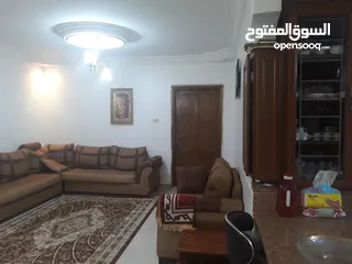  2 شقه للبيع اربد دوار العيادات