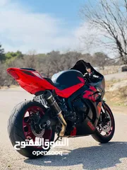  3 GSX,,1000,,R  بحالة الوكاله ومميزه وممشى قليل
