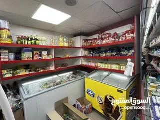  5 سوبرماركت للبيع خلدا بقرب دوار السكر