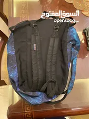  2 شنطة  jansport  للبيع