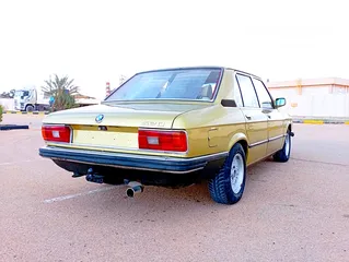  5 BMW E12 1981