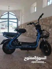  1 سكوتر كهربائي ثقيل كهيكل قويه