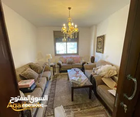  7 شقة مميزة بإطلالة رائعة بانتظارك!