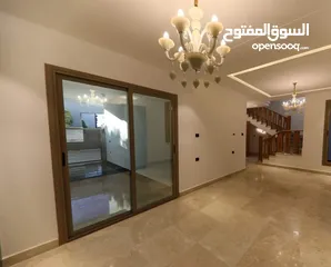  15 فيلا سكنية تشطيب ممتاز في السبعة للبيع