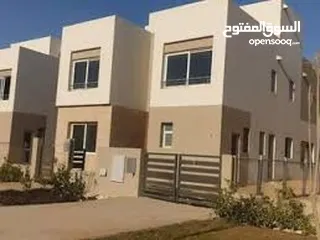  24 فيلا تاون هاوس للبيع في بالم هيلز palm hills