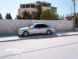  3 للبيع: مرسيدس E200 موديل 1997