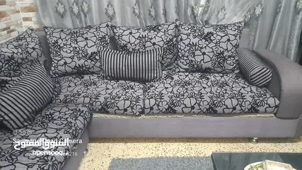  4 كنب جميل وبحالة جيدة