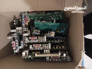  1 مذر بووردات كمبيوتر للبيع