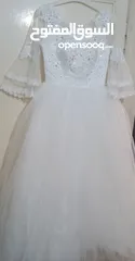  2 فساتين زفاف عدد 2 من jolly chic  مقاس xl  و 4xl للبيع