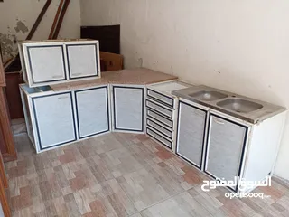  5 مطبخ ألمنيوم 3.2  كما موضح بالصوره بحال الوكاله  عمان
