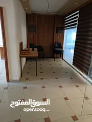  3 مكتب جاهز اللايجار بحالة ممتازة