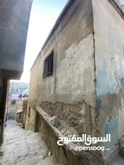  5 أرض للبيع في جبل النزهة بسعر مغري جداً