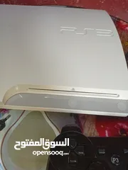  2 جهاز بلايستيشن 3 اخو الجديد لون ابيض مميز معدل 22 لعبه  من أفضل الاعاب الجديد والمتعه  استعمال شخصي