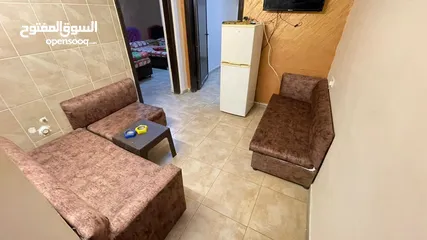  5 شقة مفروشه العقبه مقابل البحر