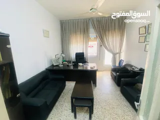  7 عيادة طب عام مع معداتها للبيع بدون الرخصه