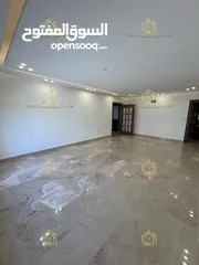  16 شقة فاخرة - ضاحية النخيل - 4نوم 2ماستر - 250م - تدفئة غاز - منطقة فلل -
