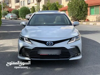  24 تويوتا كامري هايبرد 2024 بحال الوكاله أعلى صنف 7 جيد