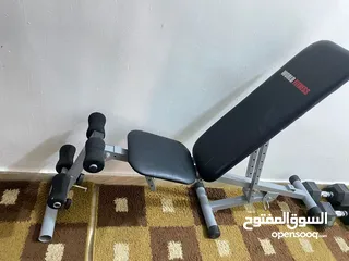  1 كرسي للبيع بسعر مغري